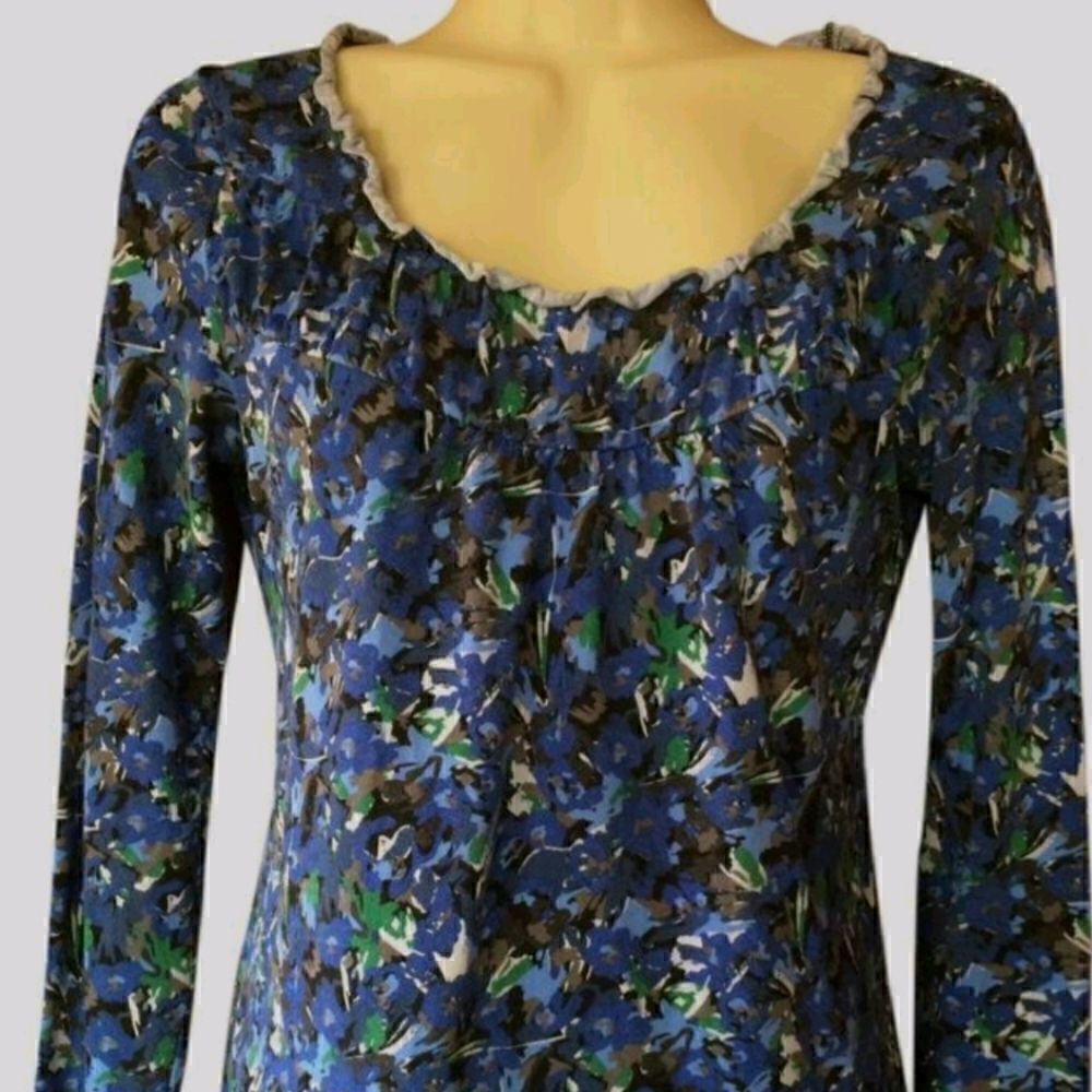 2/$20 LOFT Floral Top 